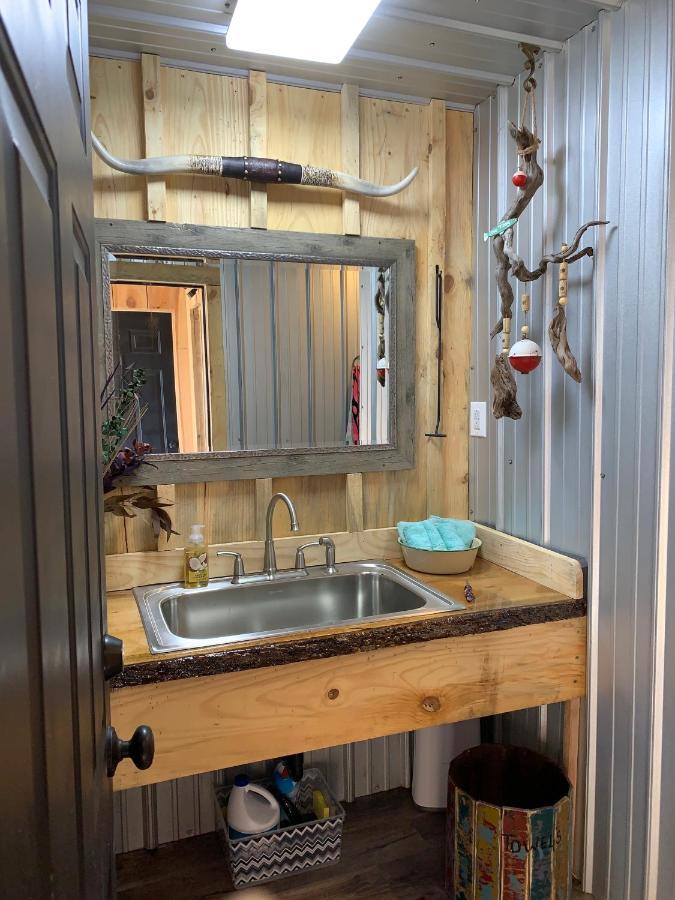 Fox Pass Cabins Bed & Breakfast ฮอตสปริงส์ ภายนอก รูปภาพ