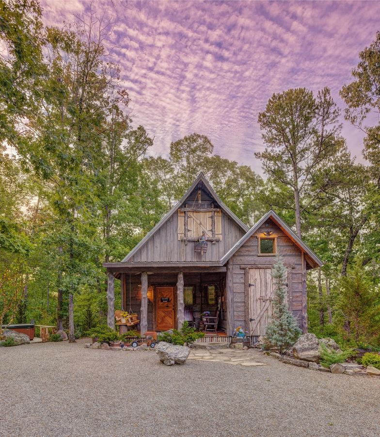 Fox Pass Cabins Bed & Breakfast ฮอตสปริงส์ ภายนอก รูปภาพ